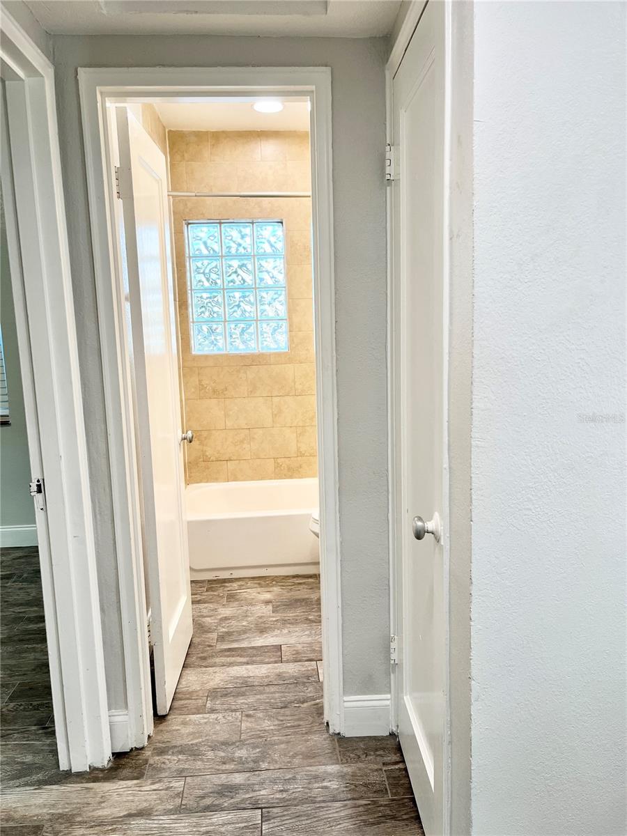 141 41ST AVE NE, ST PETERSBURG, FL, 33703