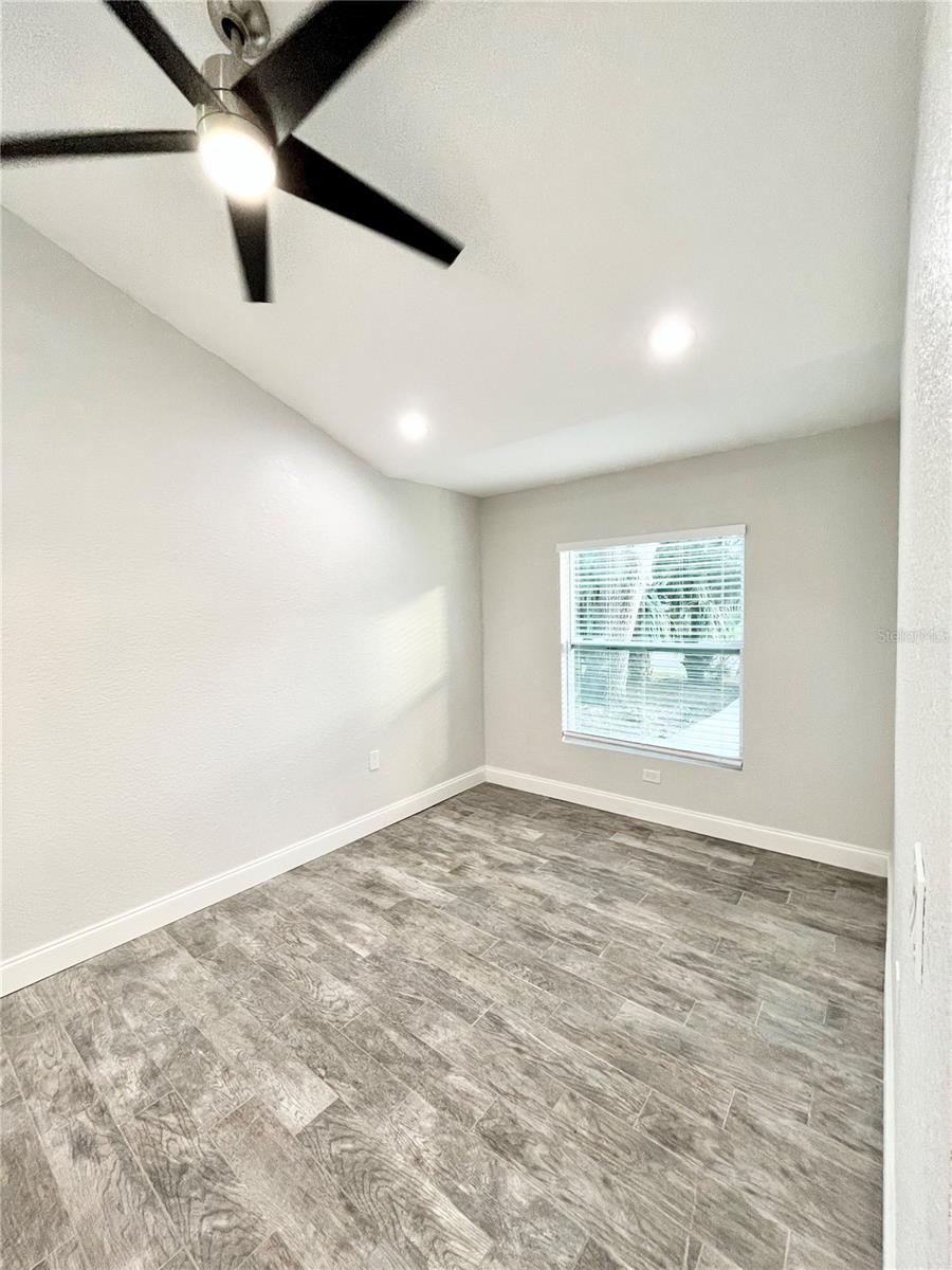 141 41ST AVE NE, ST PETERSBURG, FL, 33703