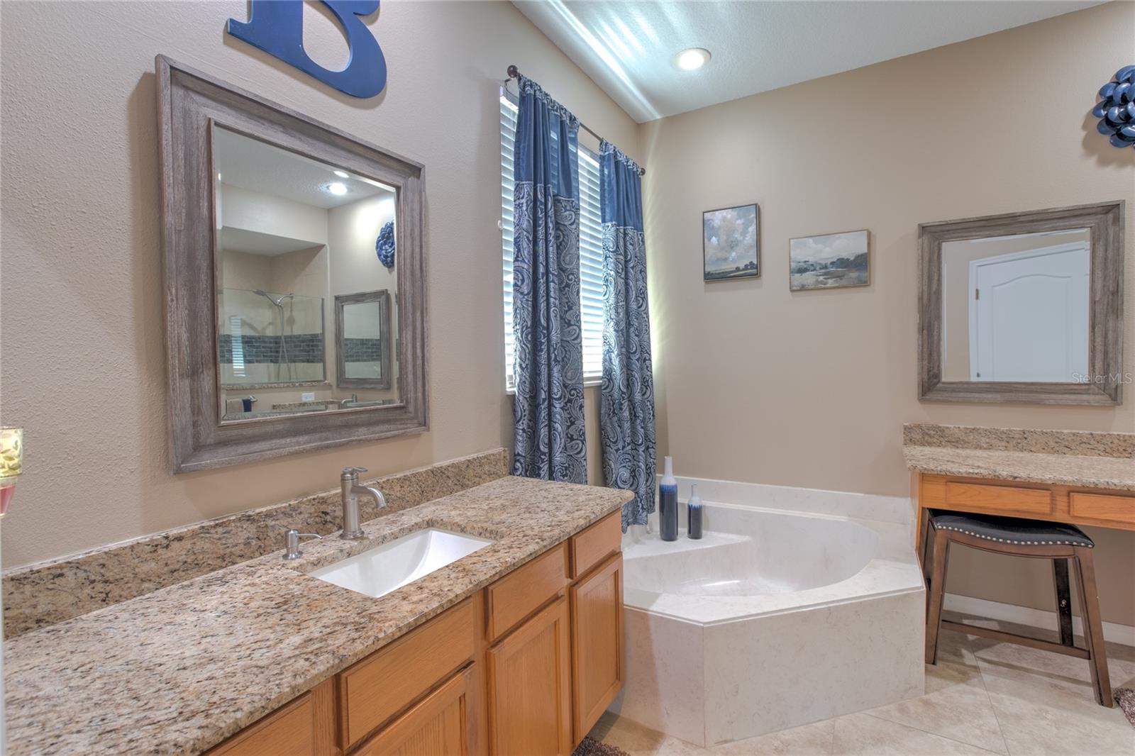 269 ENGLENOOK DR, DEBARY, FL, 32713