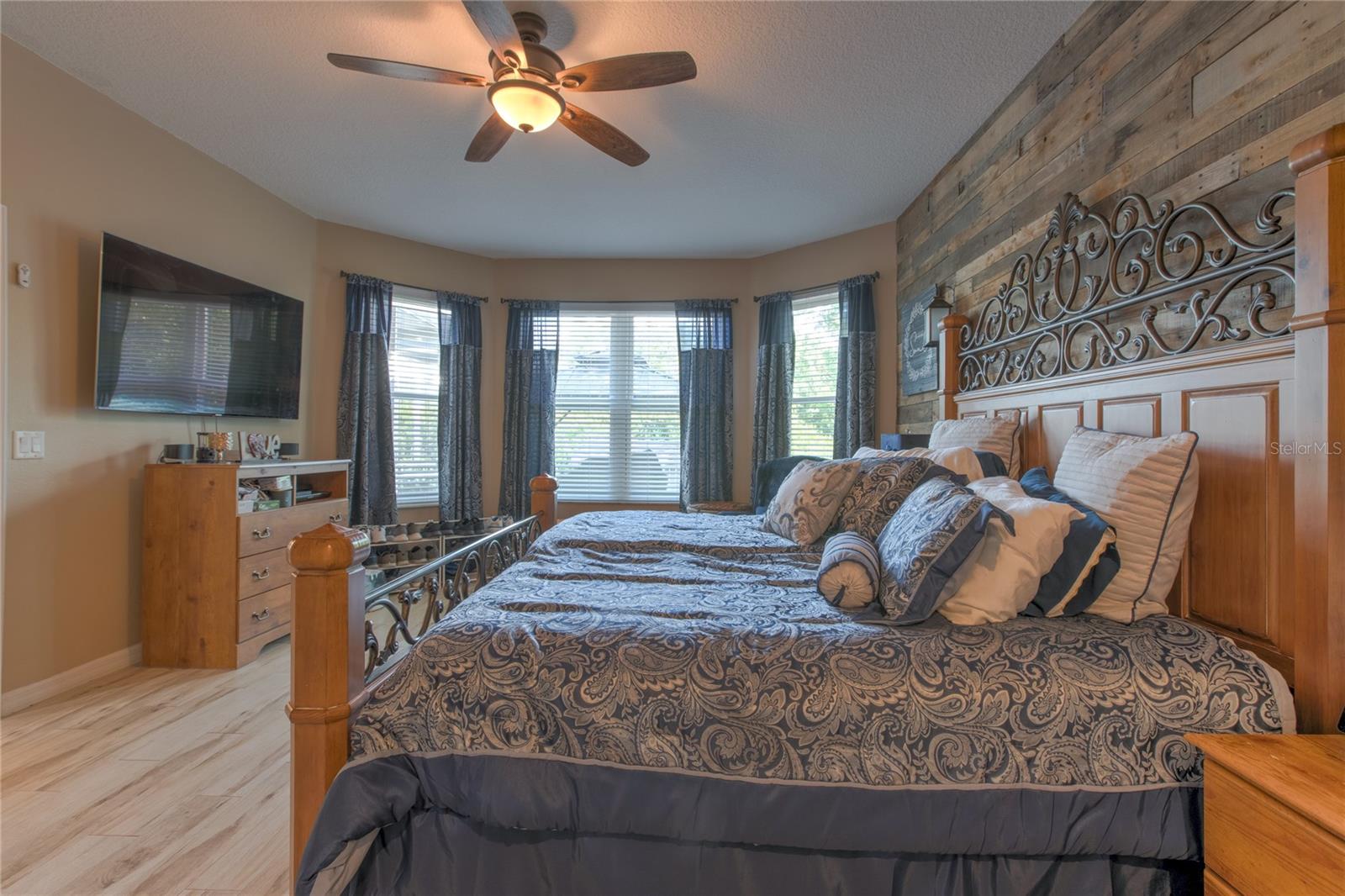 269 ENGLENOOK DR, DEBARY, FL, 32713