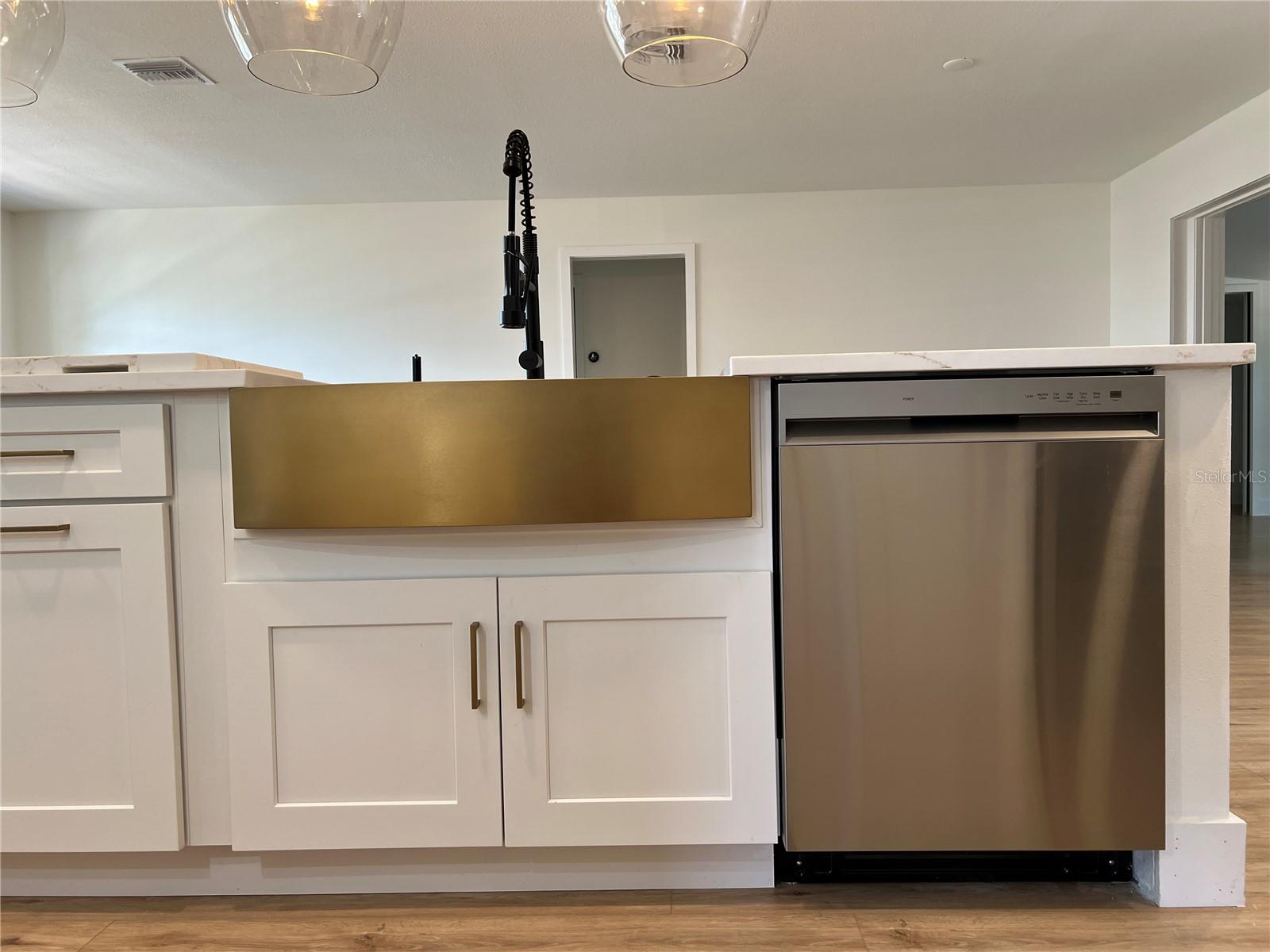 3045 PLAZA TERRACE DR, ORLANDO, FL, 32803