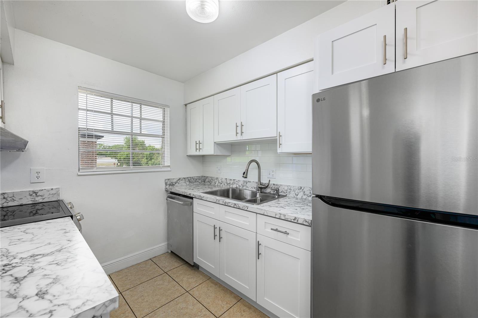 5325 CURRY FORD RD #G202, ORLANDO, FL, 32812