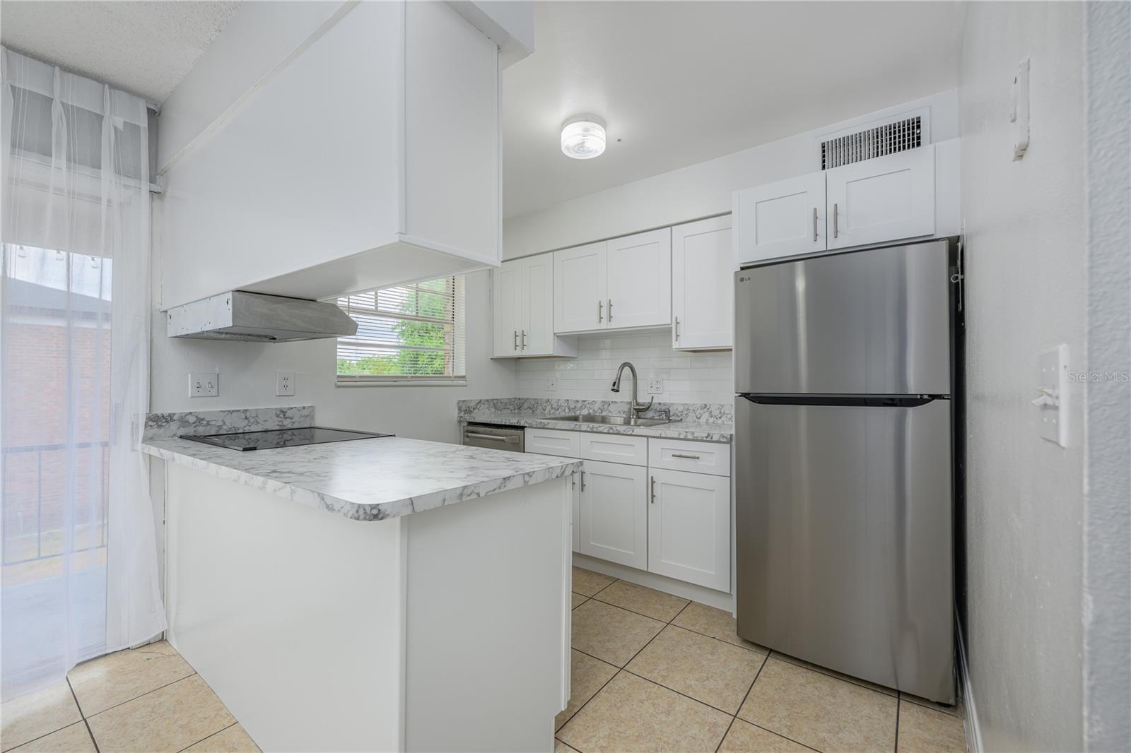 5325 CURRY FORD RD #G202, ORLANDO, FL, 32812