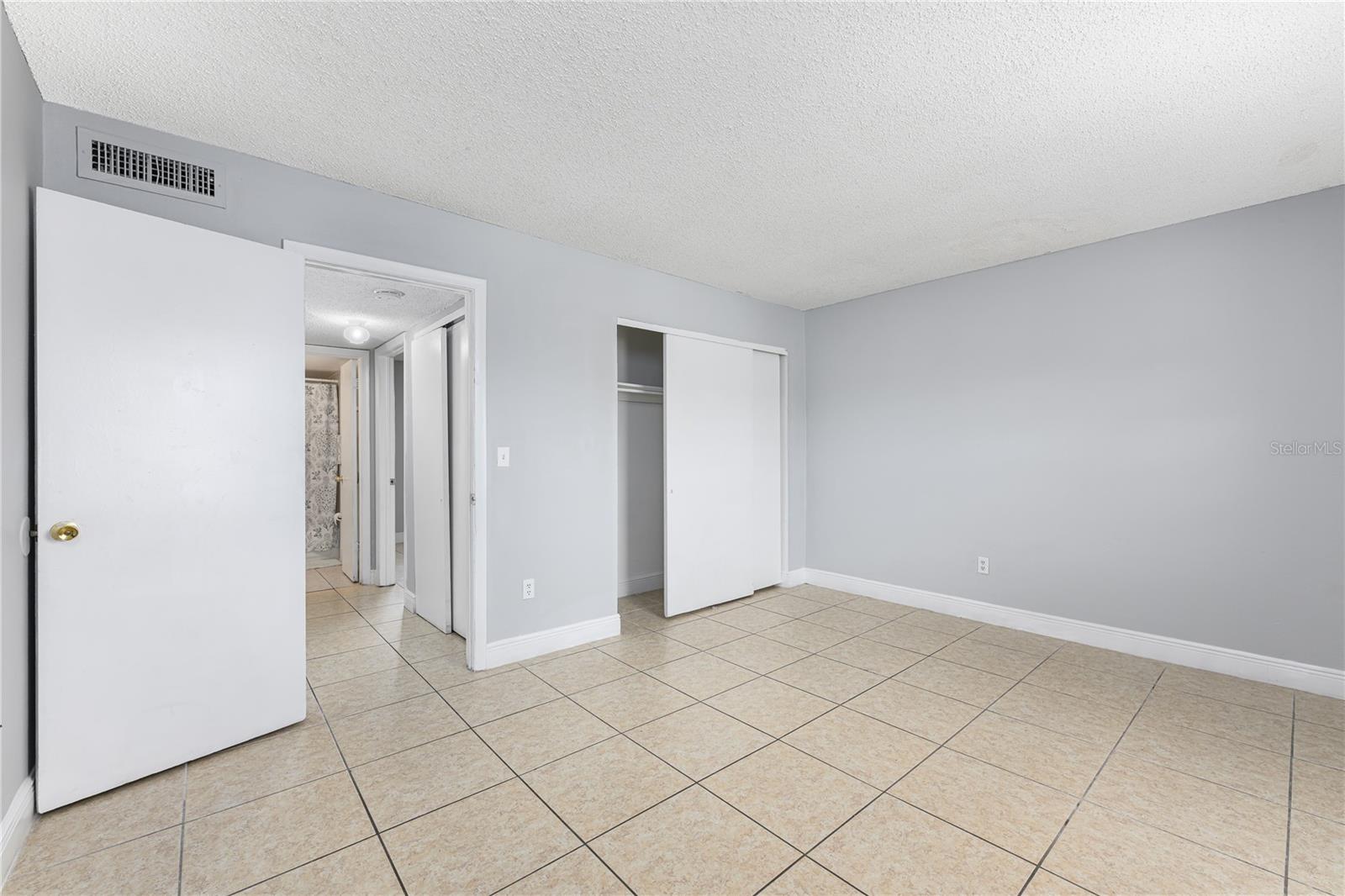 5325 CURRY FORD RD #G202, ORLANDO, FL, 32812