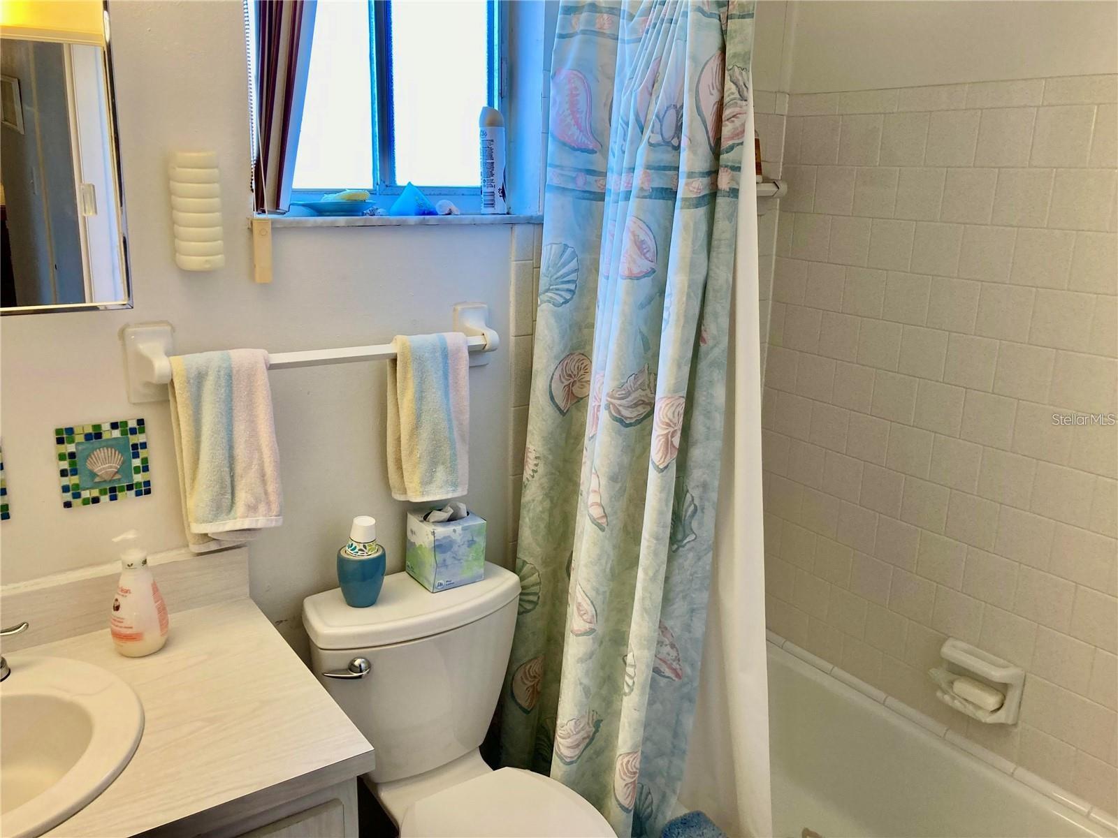 3905 LAKE BAYSHORE DR #301, BRADENTON, FL, 34205