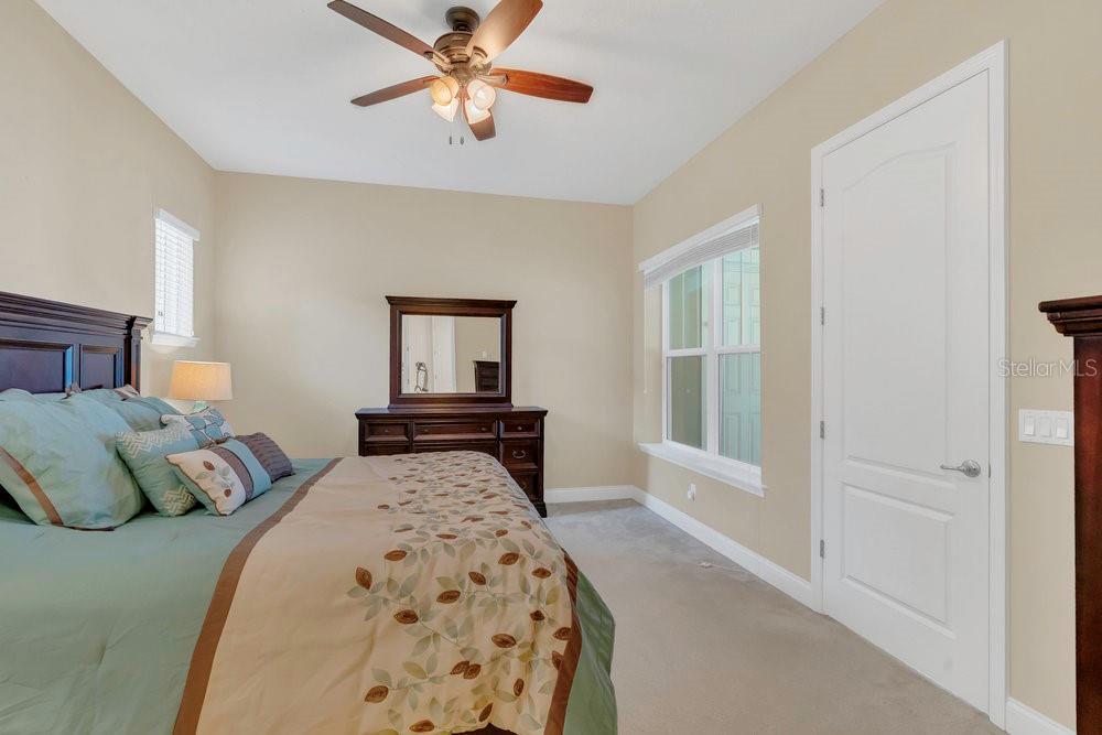 8679 LAUREATE BLVD, ORLANDO, FL, 32827