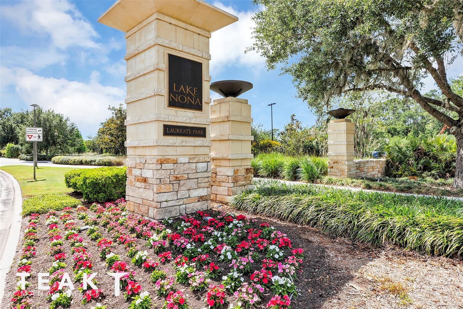 8679 LAUREATE BLVD, ORLANDO, FL, 32827