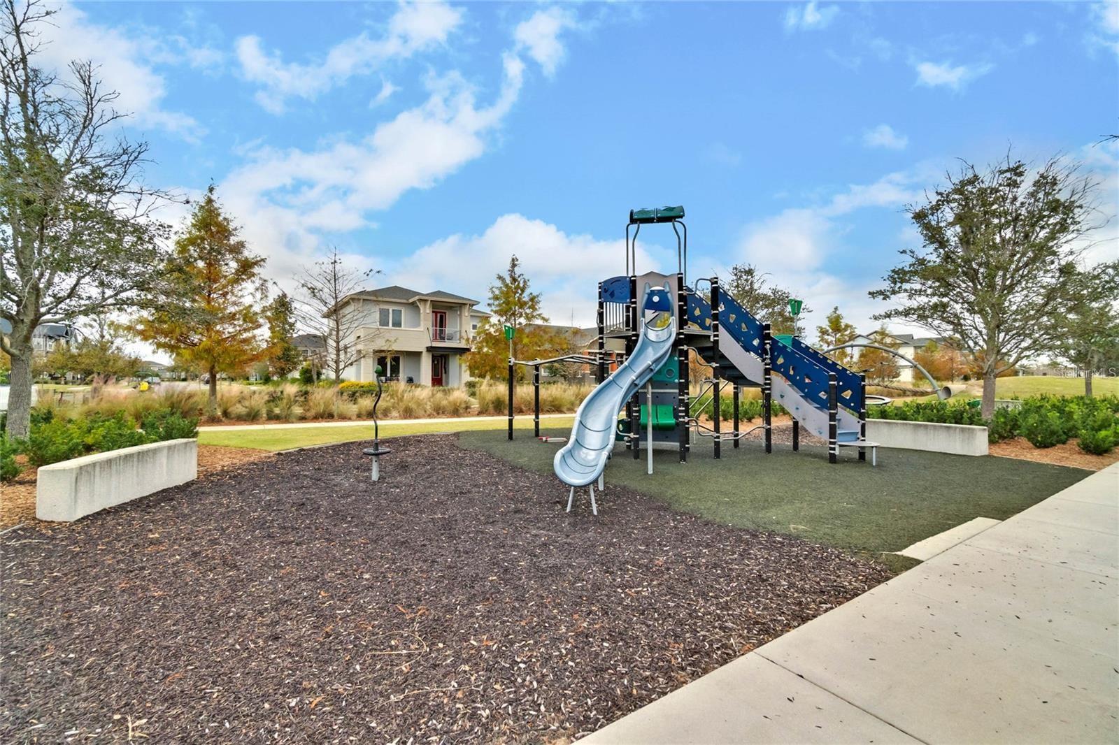8679 LAUREATE BLVD, ORLANDO, FL, 32827