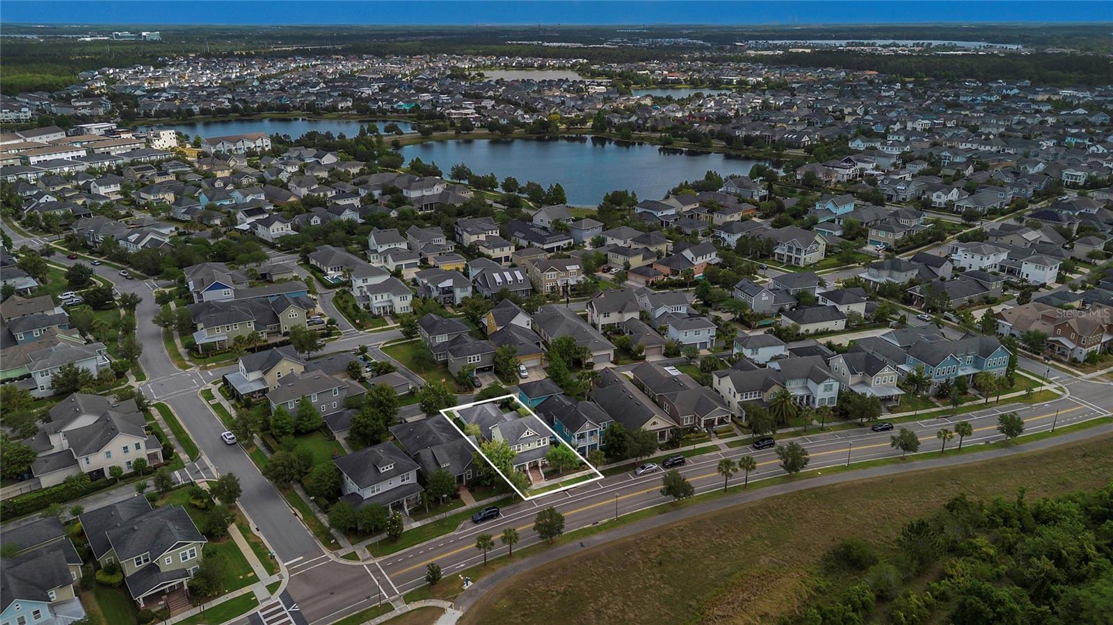 8679 LAUREATE BLVD, ORLANDO, FL, 32827