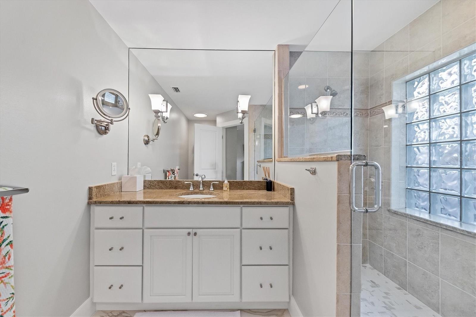 7317 REGINA ROYALE BLVD #20, SARASOTA, FL, 34238