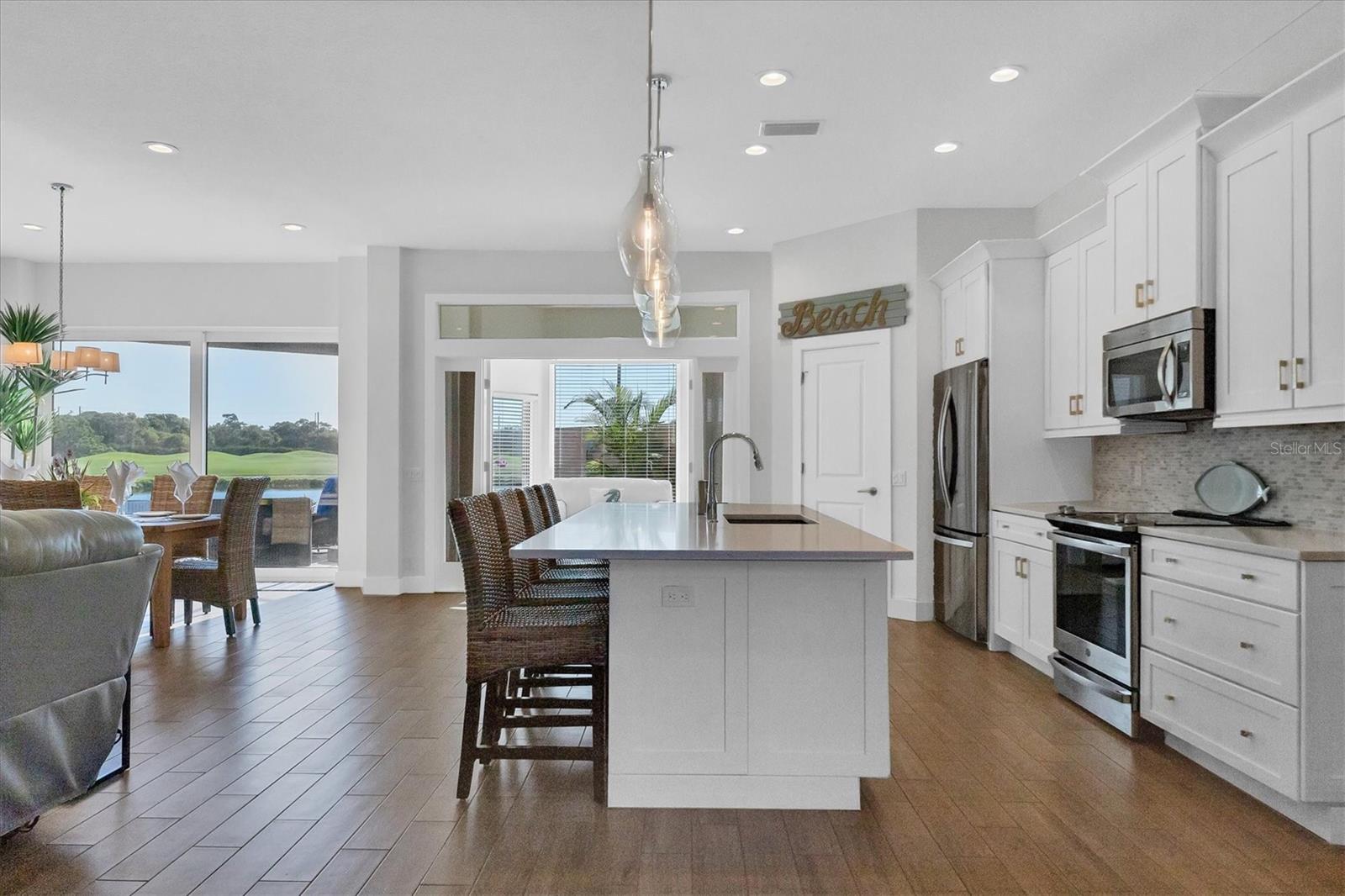 7317 REGINA ROYALE BLVD #20, SARASOTA, FL, 34238