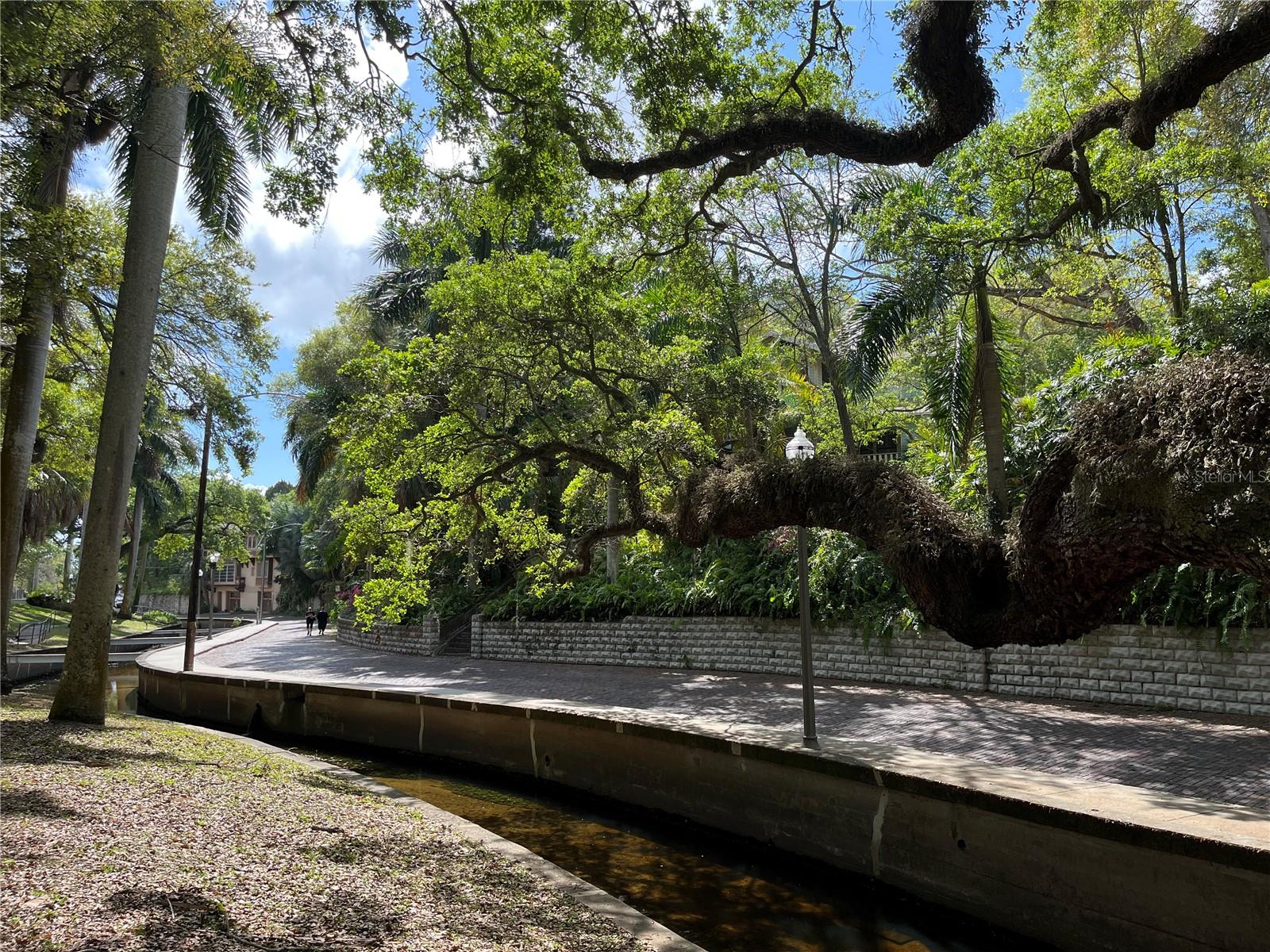 840 9TH AVE S, ST PETERSBURG, FL, 33701