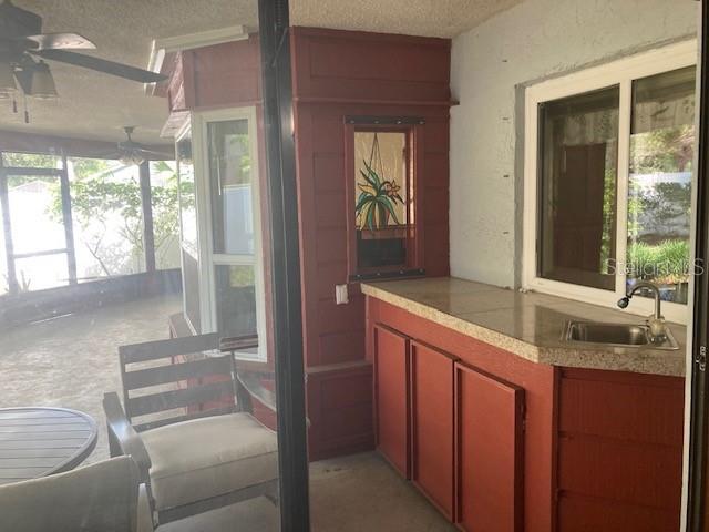 1050 WEXFORD LEAS BLVD, PALM HARBOR, FL, 34683