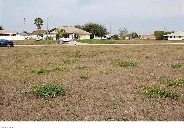 2201 NE 10TH PL, CAPE CORAL, FL, 33909