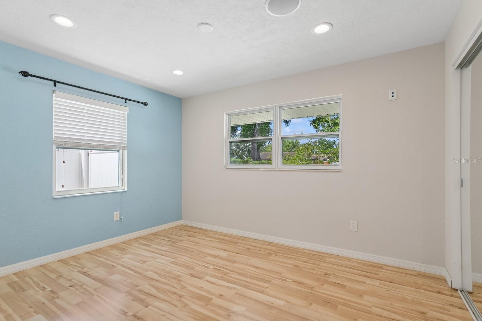 6519 15TH ST N, ST PETERSBURG, FL, 33702