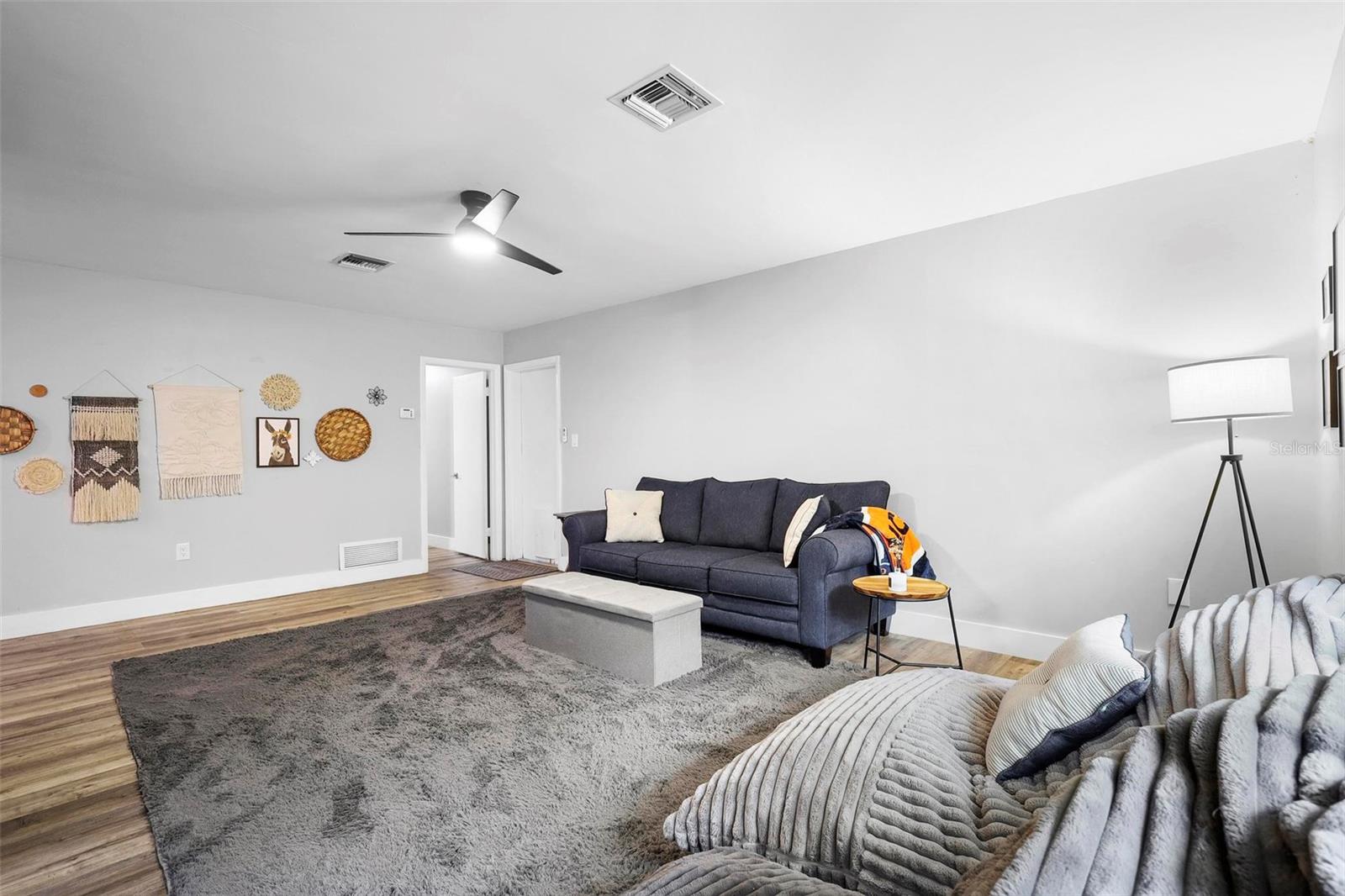 412 PINAR DR, ORLANDO, FL, 32825