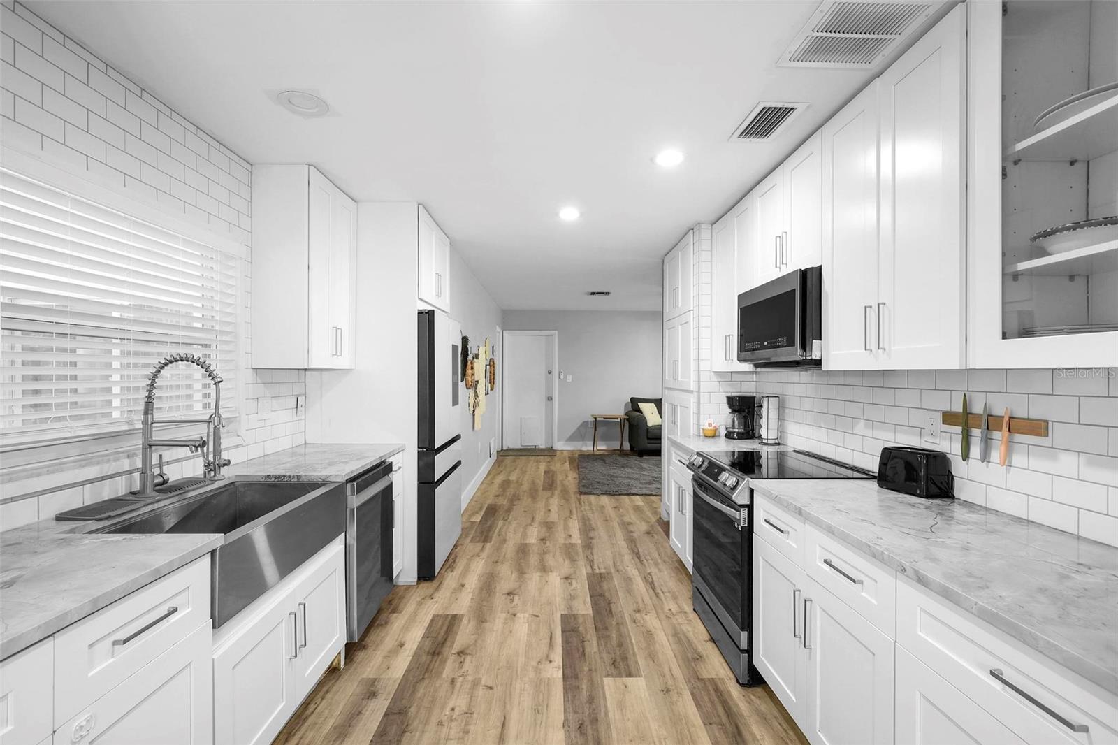 412 PINAR DR, ORLANDO, FL, 32825