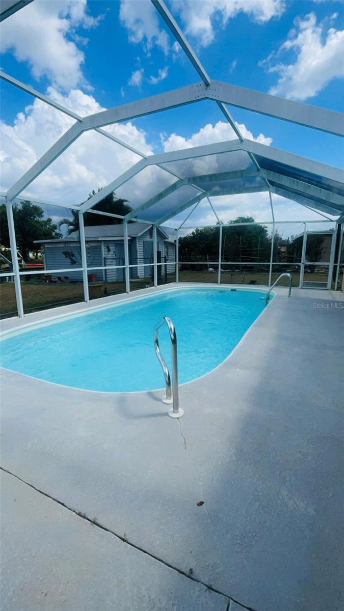 631 PALMETTO DR NE, PORT CHARLOTTE, FL, 33952