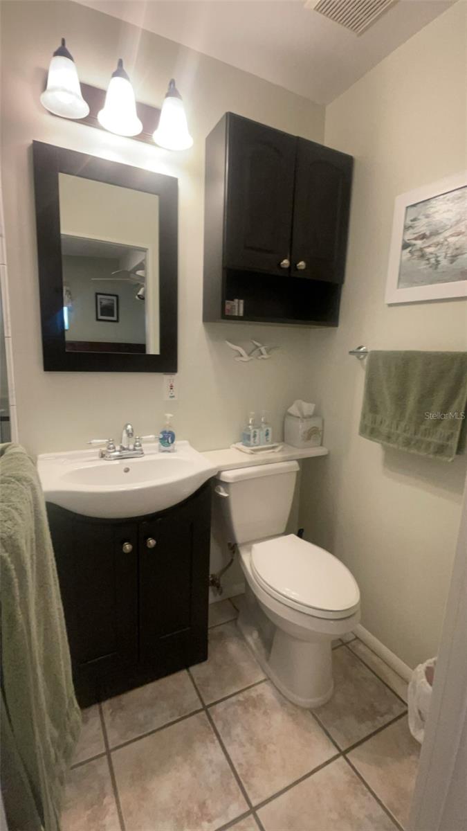 631 PALMETTO DR NE, PORT CHARLOTTE, FL, 33952