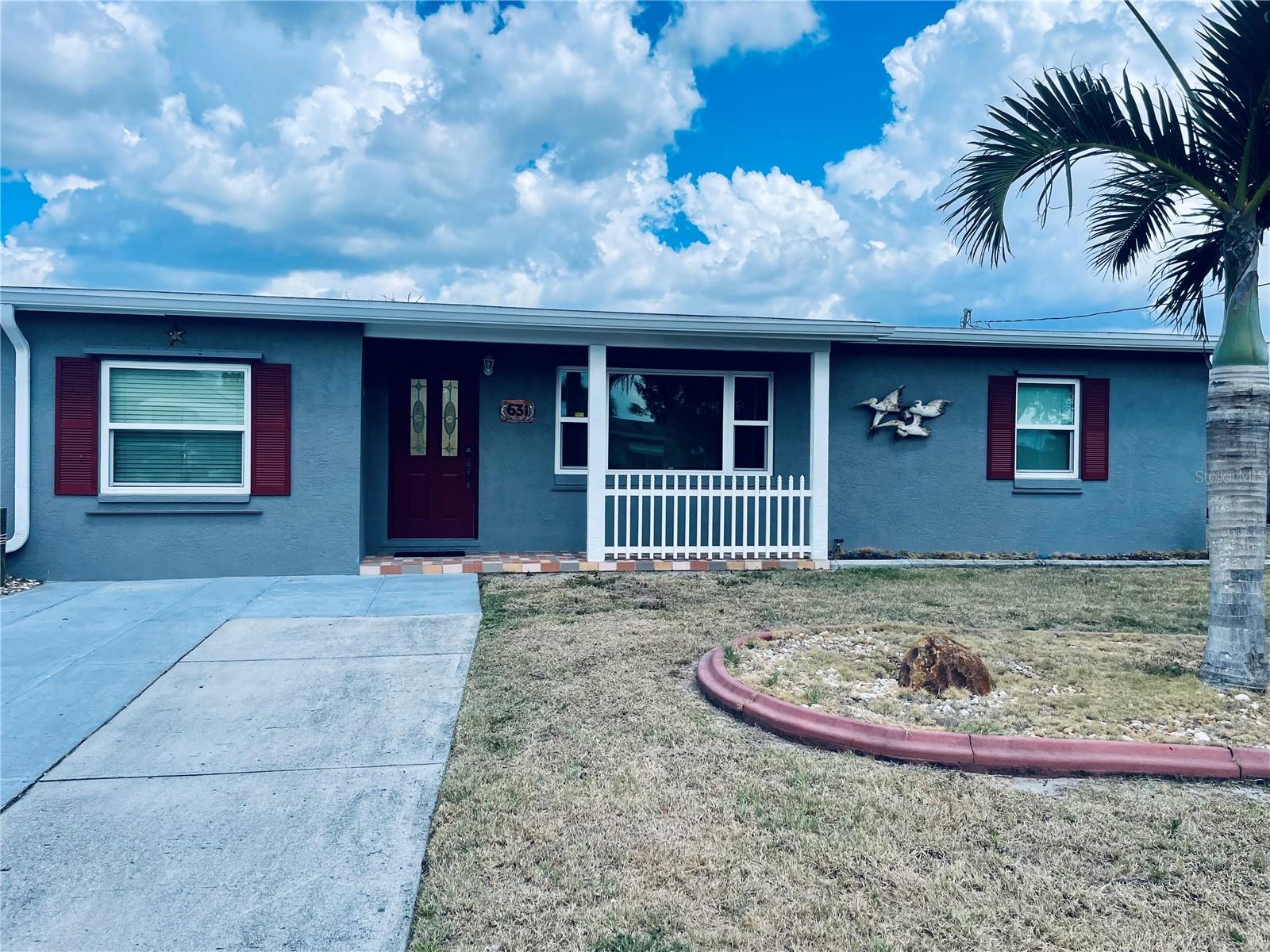 631 PALMETTO DR NE, PORT CHARLOTTE, FL, 33952