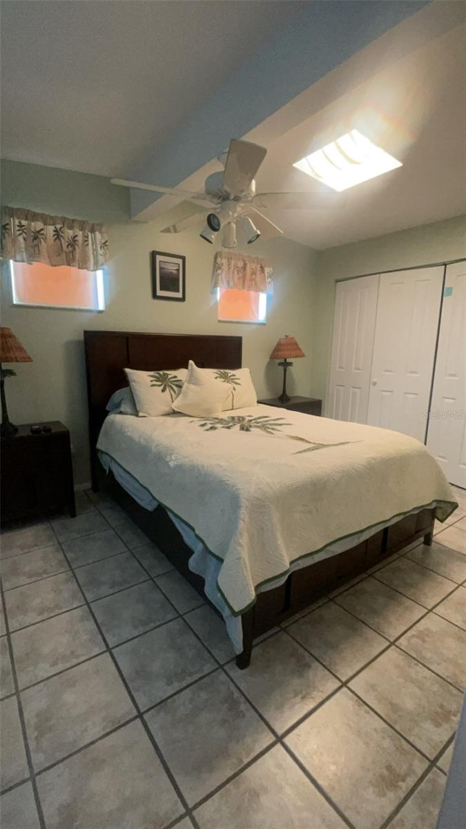 631 PALMETTO DR NE, PORT CHARLOTTE, FL, 33952