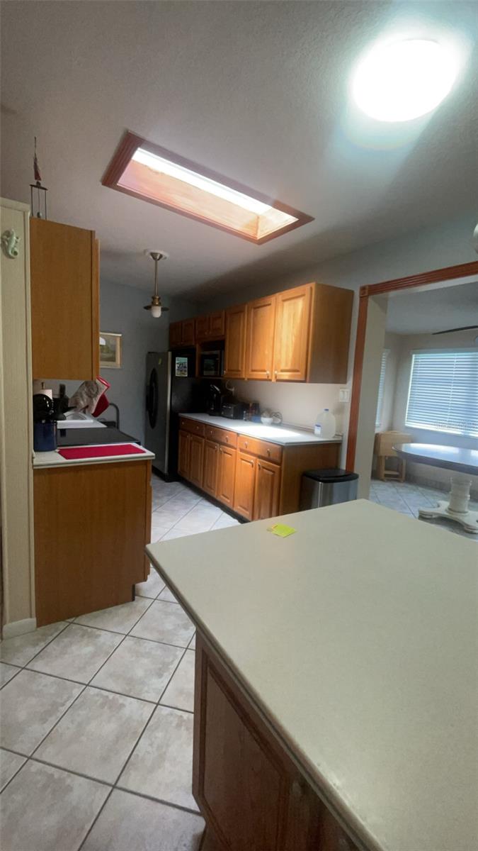 631 PALMETTO DR NE, PORT CHARLOTTE, FL, 33952
