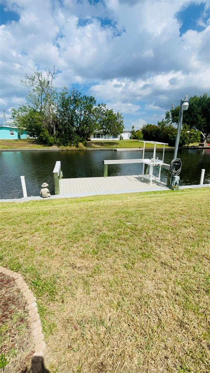 631 PALMETTO DR NE, PORT CHARLOTTE, FL, 33952