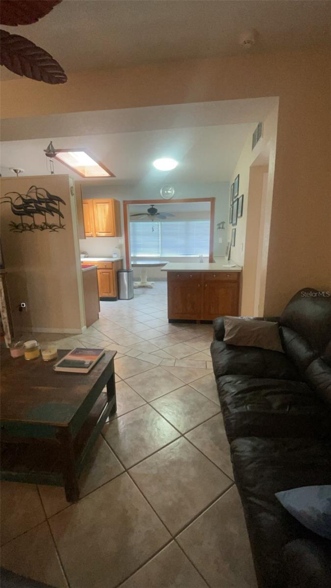 631 PALMETTO DR NE, PORT CHARLOTTE, FL, 33952