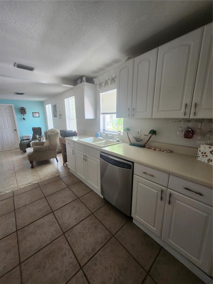 300 N 22ND ST, BRADENTON BEACH, FL, 34217