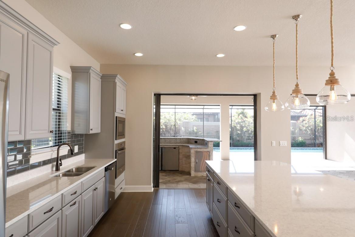 5022 TIVOLI RUN, BRADENTON, FL, 34211