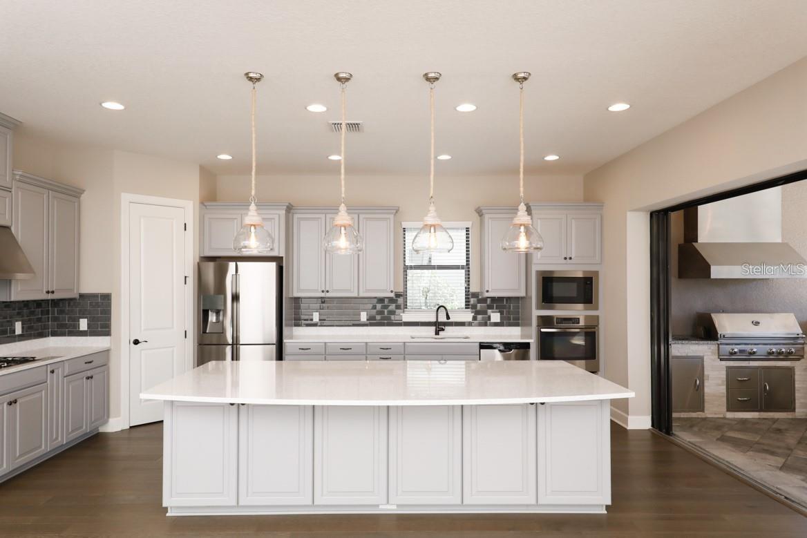 5022 TIVOLI RUN, BRADENTON, FL, 34211