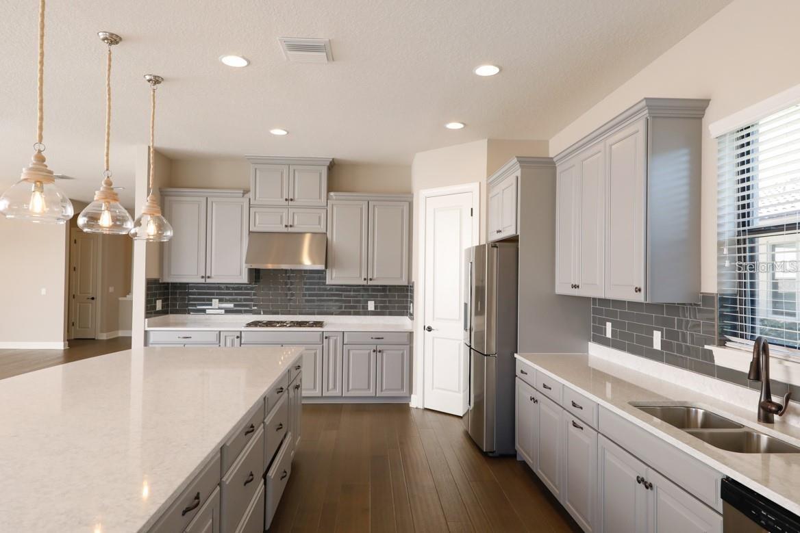 5022 TIVOLI RUN, BRADENTON, FL, 34211