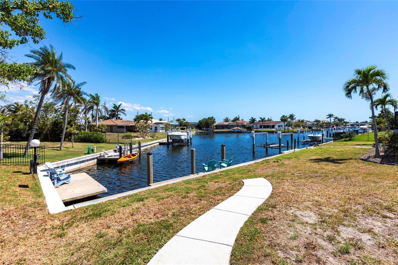 1711 BOCA RATON CT, PUNTA GORDA, FL, 33950