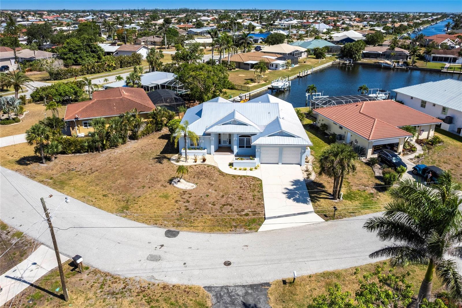 1711 BOCA RATON CT, PUNTA GORDA, FL, 33950