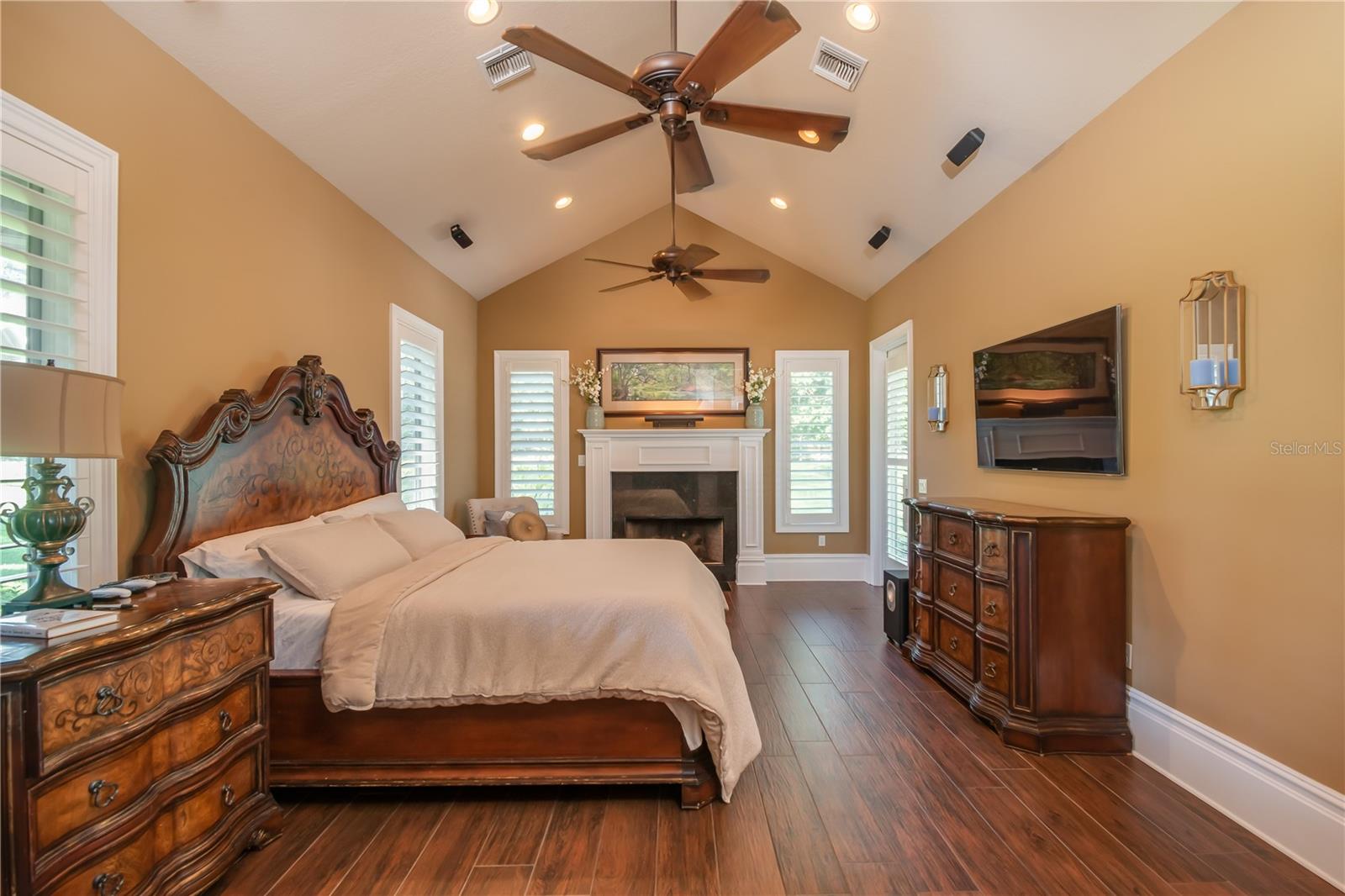 OM700620 Property Photo