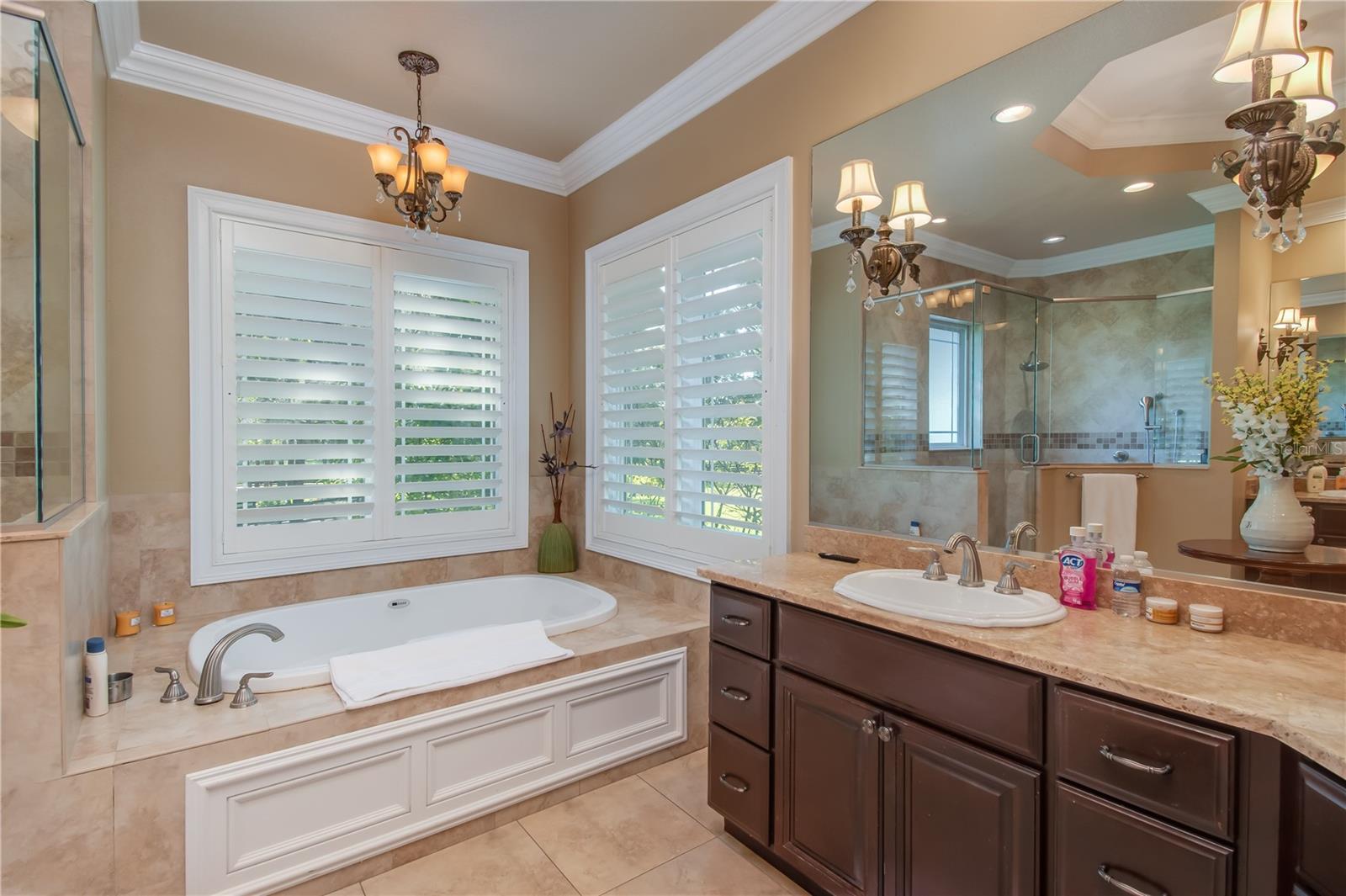 OM700620 Property Photo