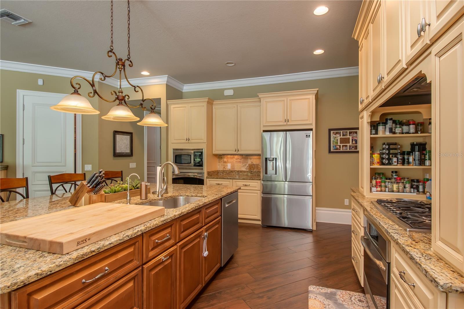 OM700620 Property Photo