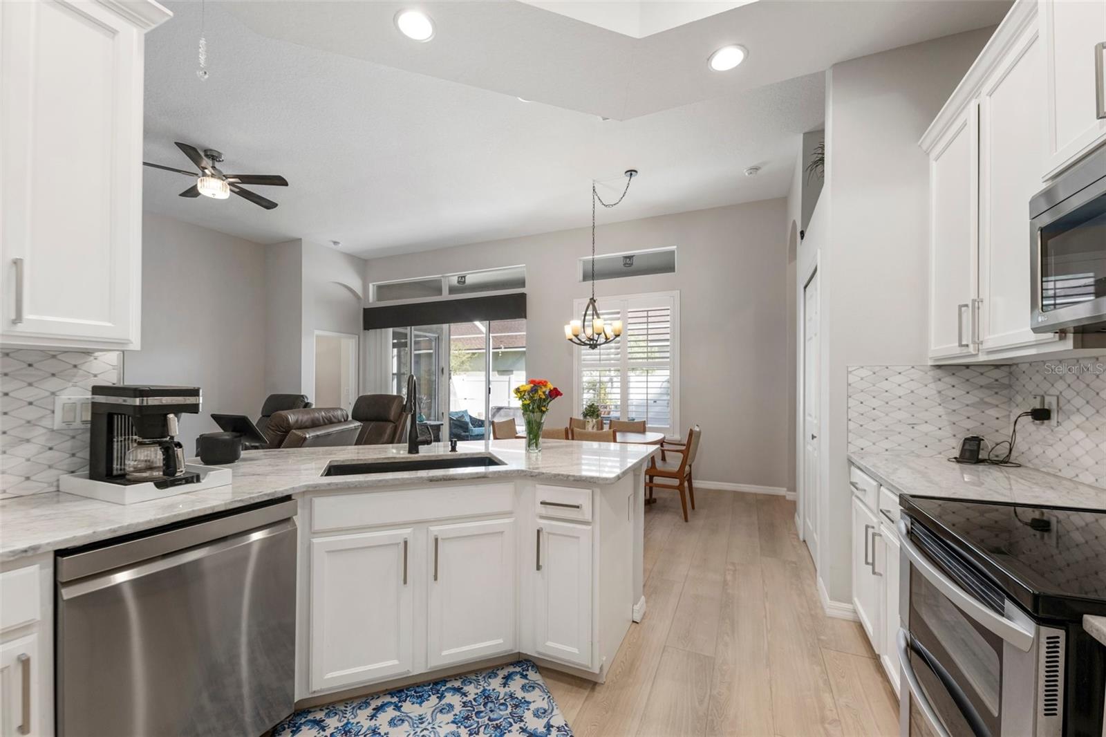 2402 BLUE STONE CT, VALRICO, FL, 33594