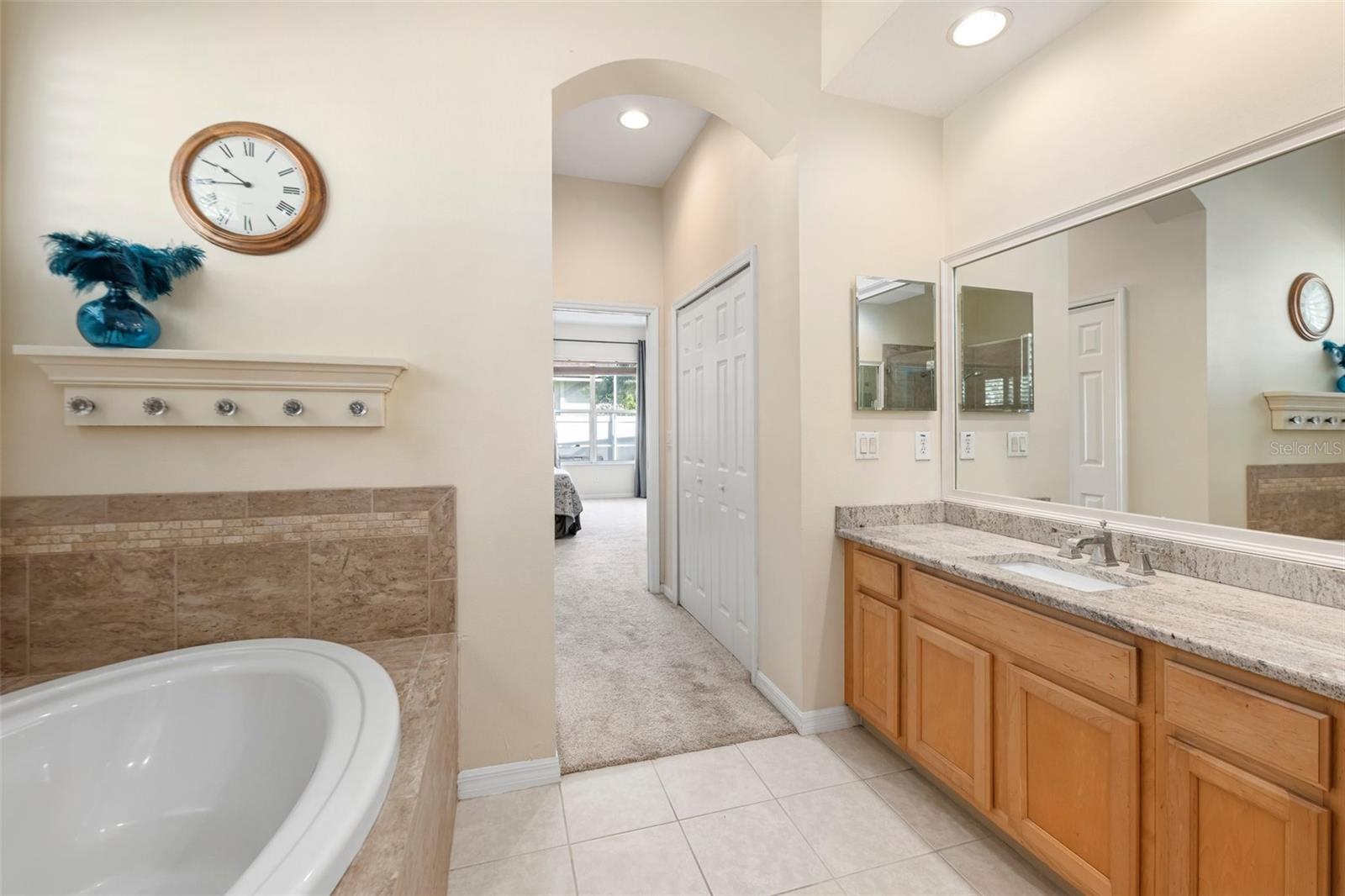 2402 BLUE STONE CT, VALRICO, FL, 33594