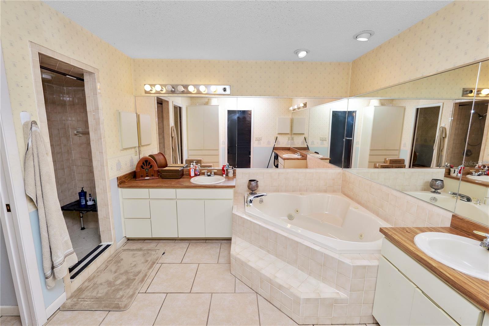2103 SYLVESTER CT, LAKELAND, FL, 33803