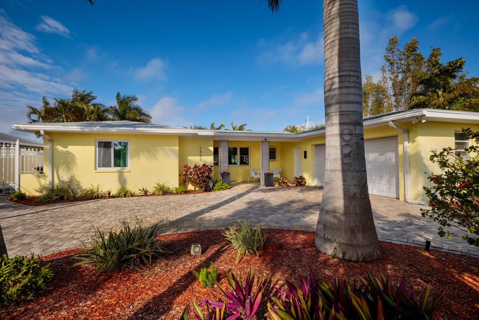 2487 W BAY ISLE DR SE, ST PETERSBURG, FL, 33705