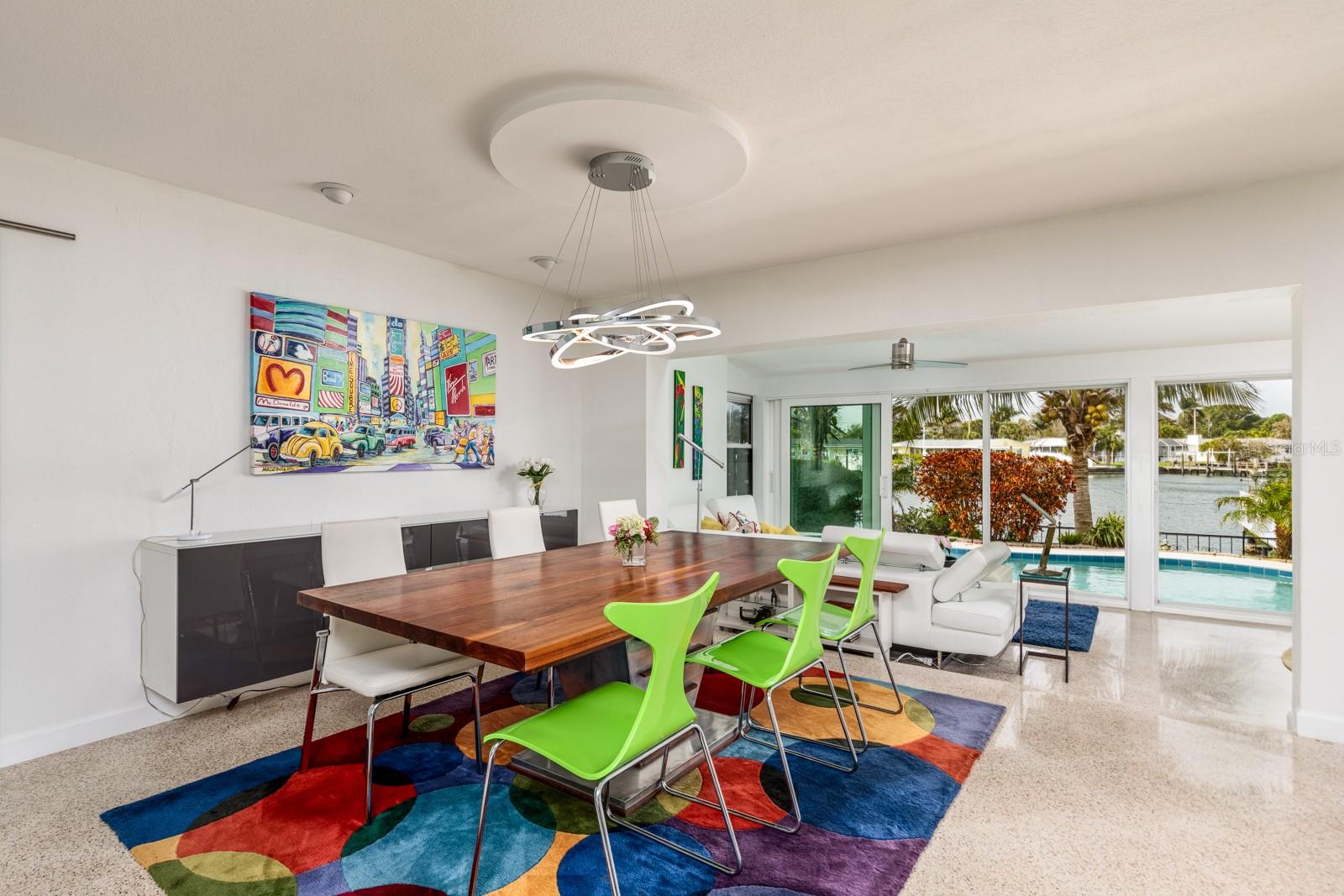 2487 W BAY ISLE DR SE, ST PETERSBURG, FL, 33705