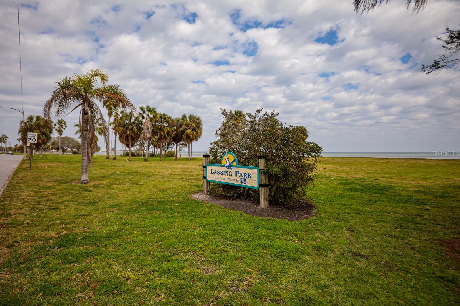 2487 W BAY ISLE DR SE, ST PETERSBURG, FL, 33705