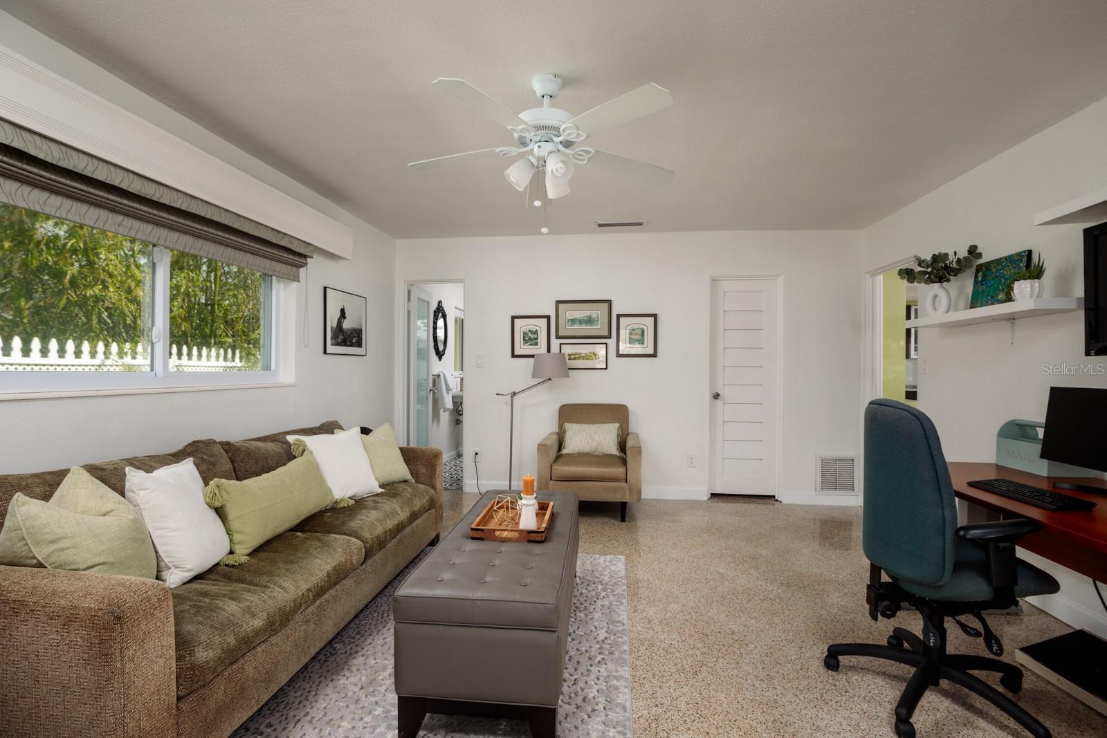 2487 W BAY ISLE DR SE, ST PETERSBURG, FL, 33705