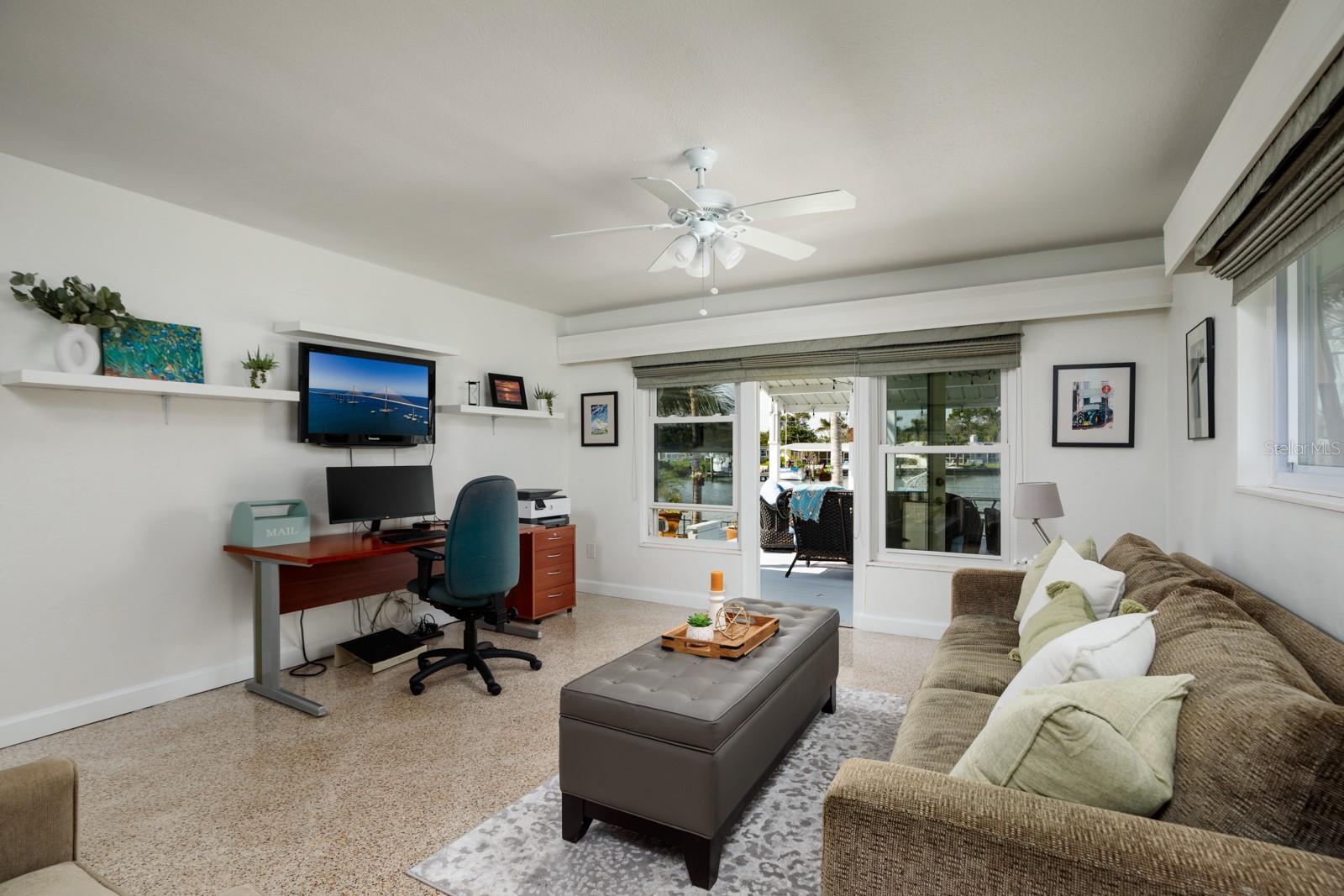 2487 W BAY ISLE DR SE, ST PETERSBURG, FL, 33705