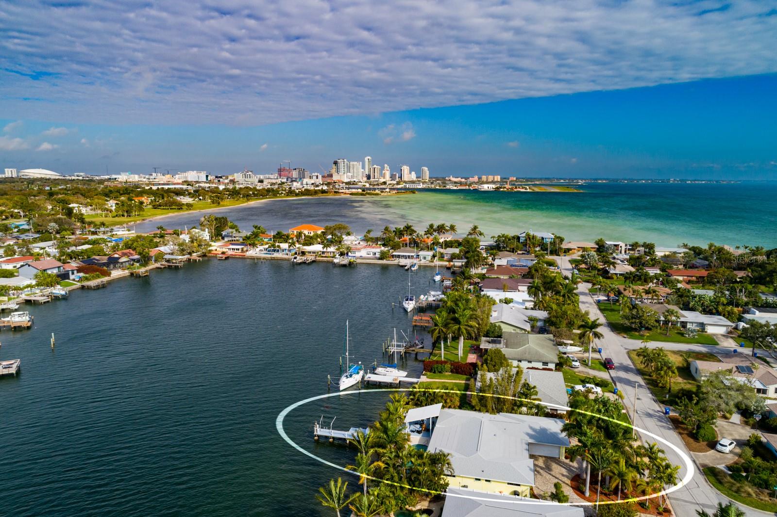 2487 W BAY ISLE DR SE, ST PETERSBURG, FL, 33705