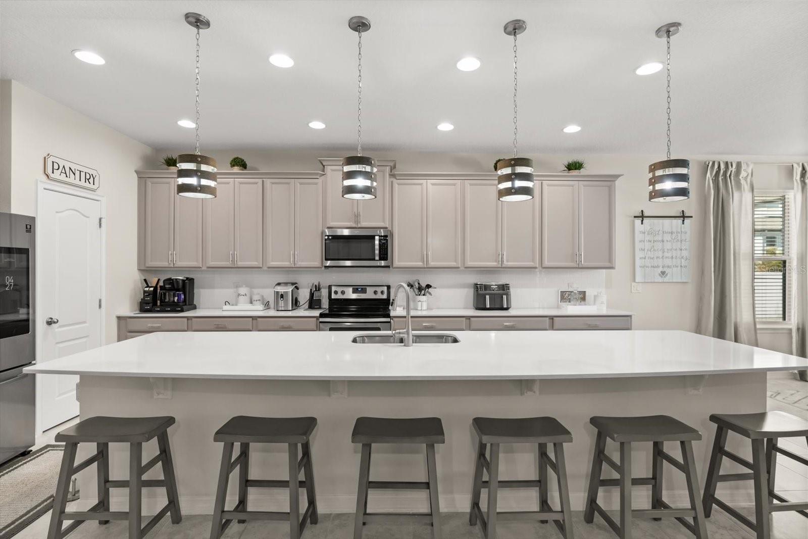 889 BOXELDER AVE, MINNEOLA, FL, 34715