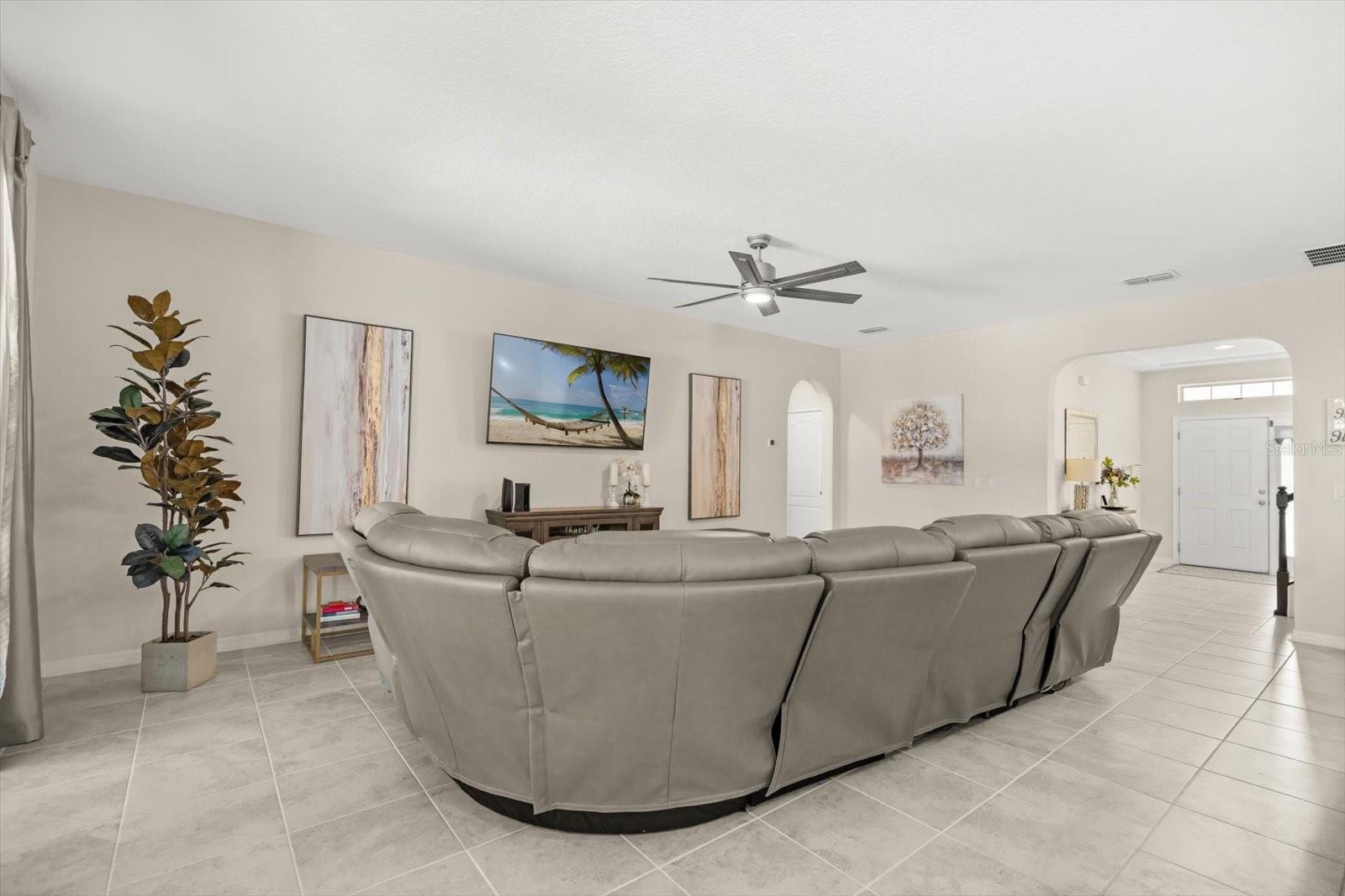 889 BOXELDER AVE, MINNEOLA, FL, 34715