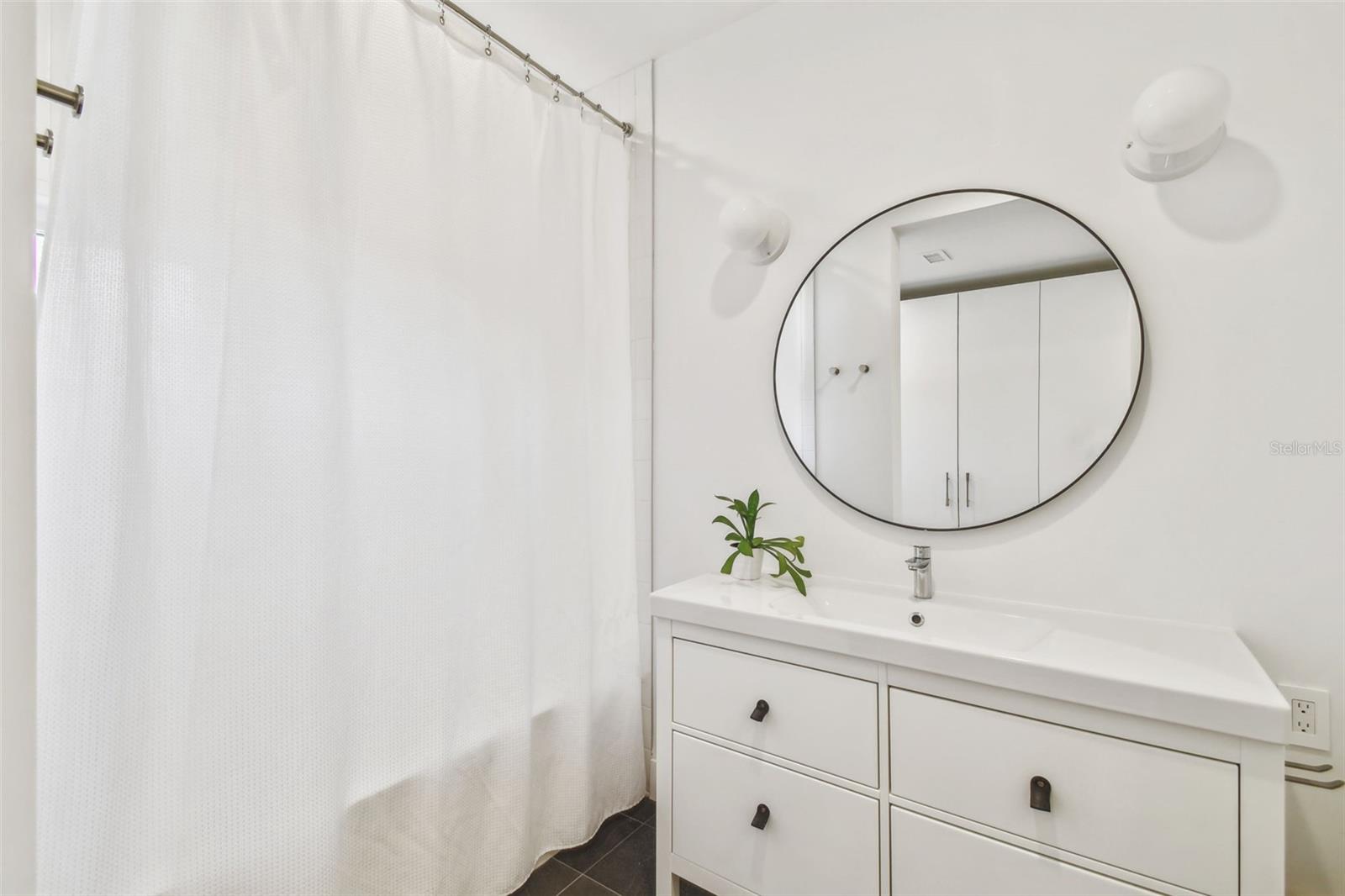 411 W FRANCES AVE #2, TAMPA, FL, 33602