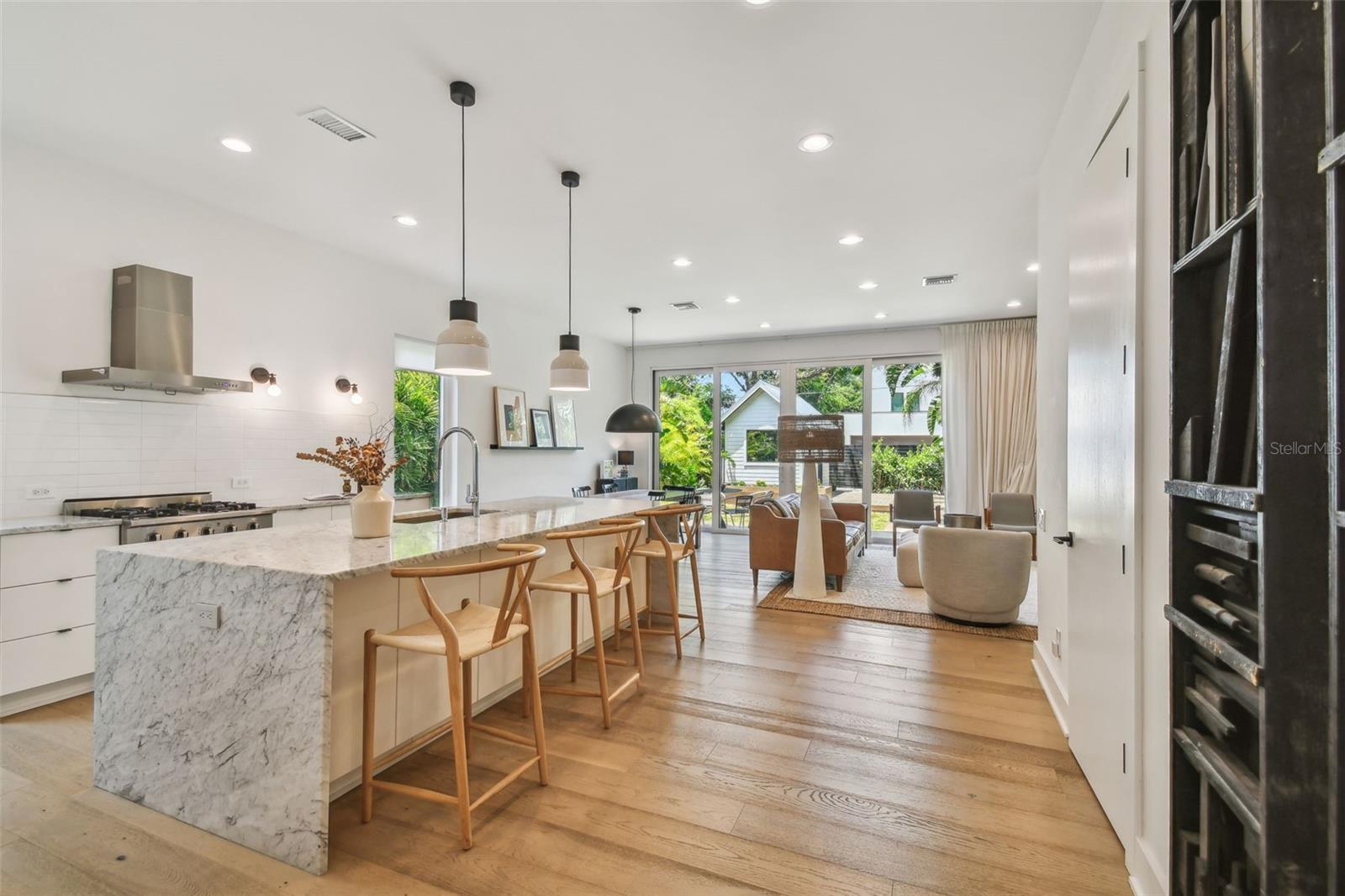 411 W FRANCES AVE #2, TAMPA, FL, 33602